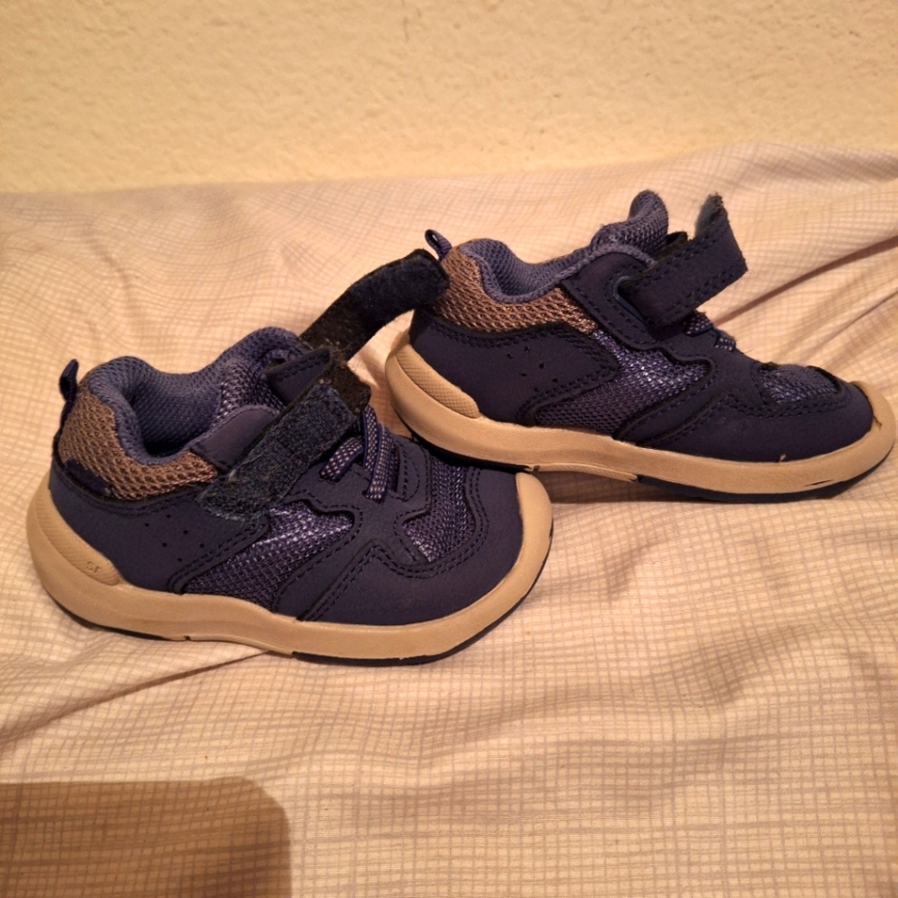 Stride rite size 5wide